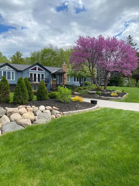 10920 32nd Ave N, Plymouth, MN 55441