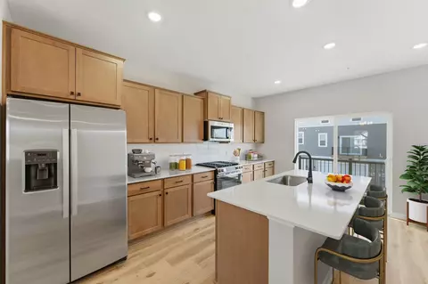 1524 Traverse Ln, West Saint Paul, MN 55118