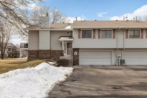 615 Evergreen Dr, Burnsville, MN 55337