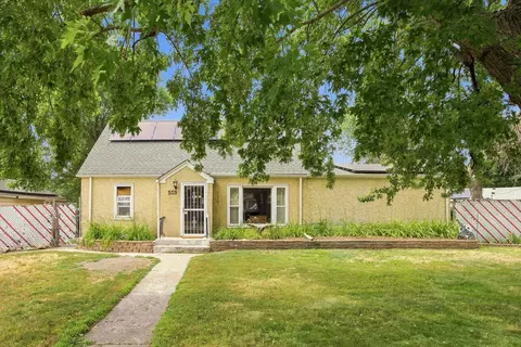 815 Hastings Ave, Saint Paul Park, MN 55071