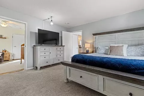 Bedroom - 409 S 2nd St, Marshall, MN 56258 photo 6 of 6