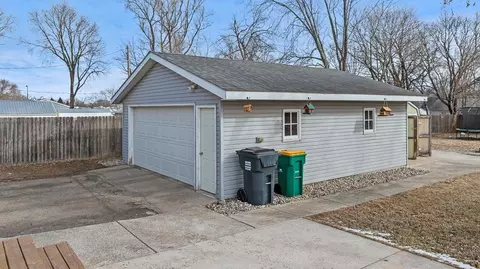 Exterior - 409 S 2nd St, Marshall, MN 56258 photo 8 of 11
