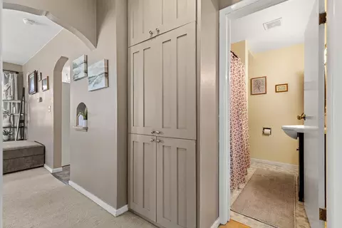 Entry Way - 409 S 2nd St, Marshall, MN 56258 photo 2 of 3