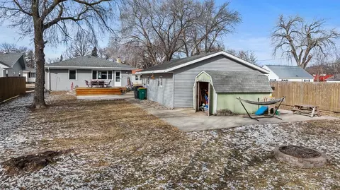 Exterior - 409 S 2nd St, Marshall, MN 56258 photo 4 of 11