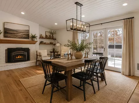 Dining - 4733 Oak St, Baxter, MN 56425 photo 1 of 1