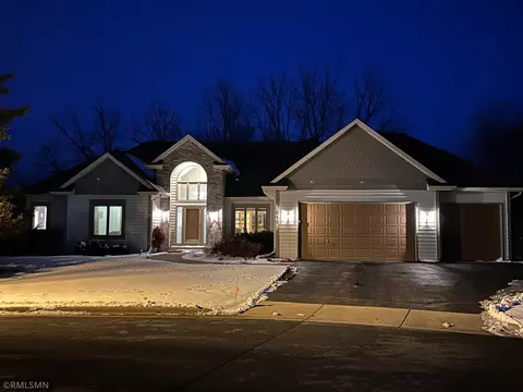 640 S Park Ct, Hastings, MN 55033