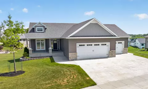 1504 Century Corner Ln NE, Rochester, MN 55906