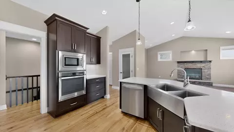 1504 Century Corner Ln NE, Rochester, MN 55906