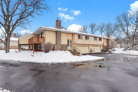 6502 Ives Ln N, Maple Grove, MN 55369