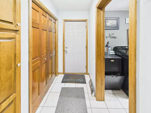 Entry Way - 3 Walnut Cir, Saint Cloud, MN 56304 photo 2 of 3