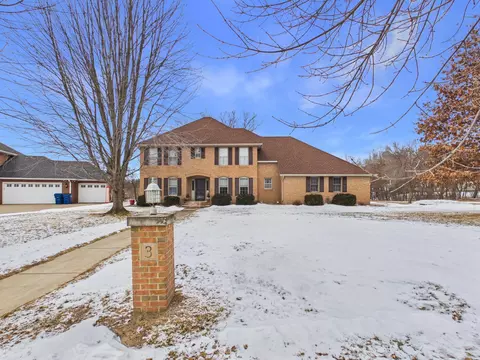 3 Walnut Cir, Saint Cloud, MN 56304