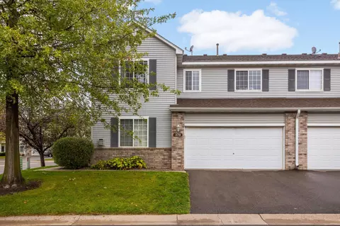 379 Frederick Cir #905, Hastings, MN 55033