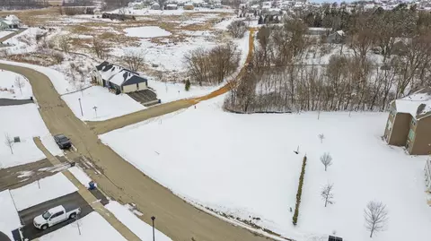 4708 Towns Edge Rd, Saint Bonifacius, MN 55375