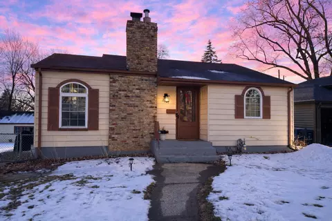 2501 Meridian Dr, Golden Valley, MN 55422