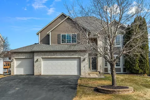 6785 Wildflower Dr S, Cottage Grove, MN 55016