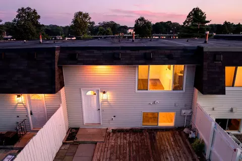 3794 Conroy Trl, Inver Grove Heights, MN 55076