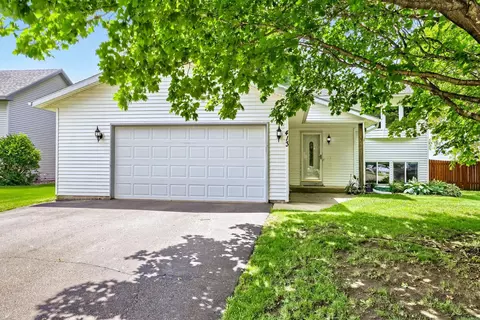 413 Tiffany Dr, Hastings, MN 55033