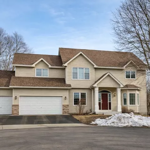 505 Chapel Ct, Eagan, MN 55121
