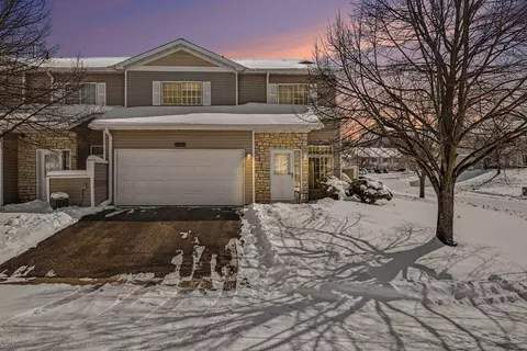 1910 Pika Trl #D, River Falls, WI 54022