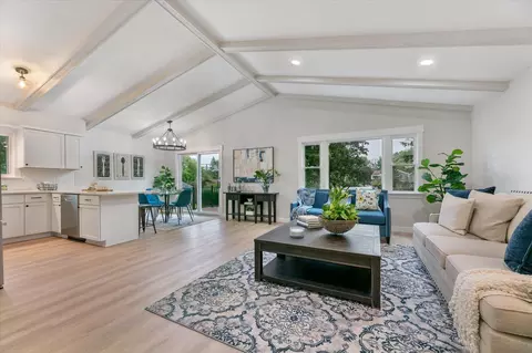 4835 Drake St, Maple Plain, MN 55359