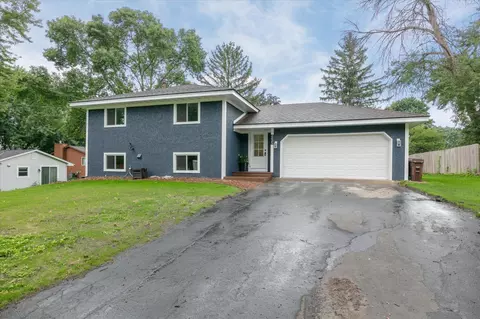 Exterior - 4835 Drake St, Maple Plain, MN 55359 photo 1 of 3