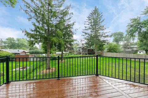 Exterior - 4835 Drake St, Maple Plain, MN 55359 photo 2 of 3