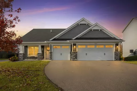 7010 Guilford Ln, Rockford, MN 55373