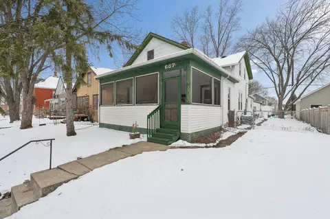 687 Tuscarora Ave, Saint Paul, MN 55102