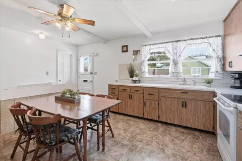 Kitchen - 400 Mill St, Excelsior, MN 55331 photo 2 of 2