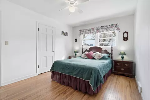 Bedroom - 400 Mill St, Excelsior, MN 55331 photo 3 of 3
