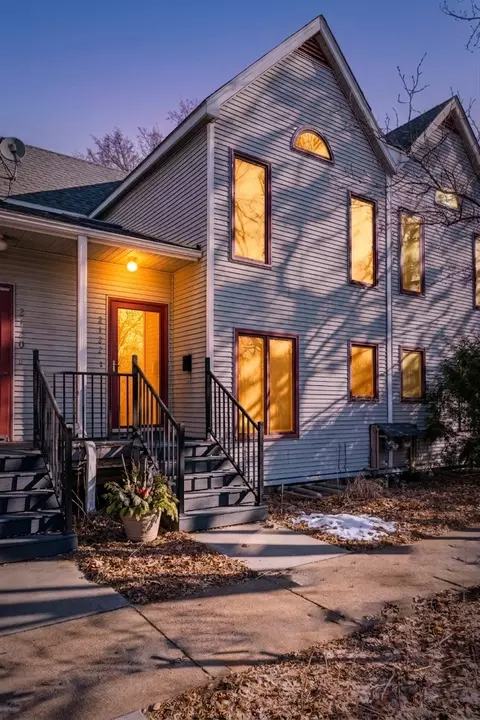 2122 22nd St E, Minneapolis, MN 55404