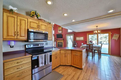 Kitchen - 26534 490th St, Staples, MN 56479 photo 4 of 4