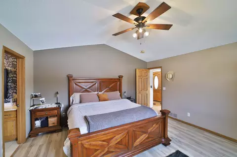 Bedroom - 26534 490th St, Staples, MN 56479 photo 3 of 11