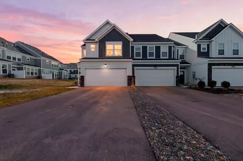 14965 Athlone Pl, Rosemount, MN 55068 photo 3