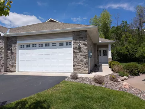 6230 Boulder Ridge Dr, Rockford, MN 55373