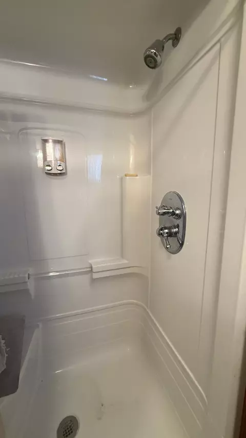 Bath - 135 N Petrick St, Appleton, MN 56208 photo 3 of 5