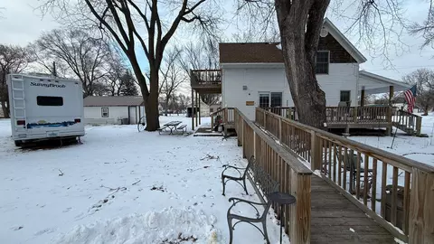 Exterior - 135 N Petrick St, Appleton, MN 56208 photo 5 of 6