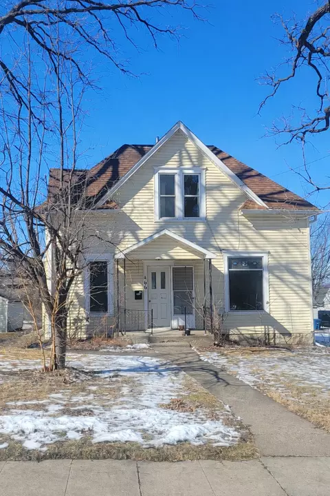 466 14th St, Red Wing, MN 55066