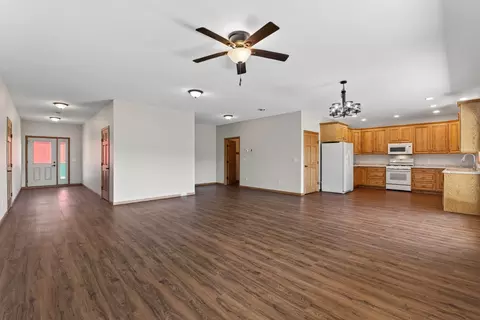 Entry Way - 491 Roosevelt Rd S, Onamia, MN 56359 photo 4 of 6