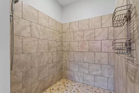 Bath - 491 Roosevelt Rd S, Onamia, MN 56359 photo 2 of 6