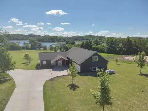 24718 W Elbow Rd, Pelican Rapids, MN 56572
