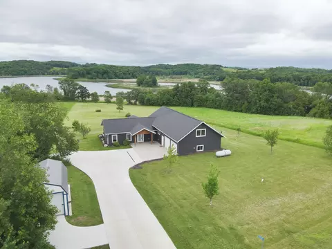 24718 W Elbow Rd, Pelican Rapids, MN 56572