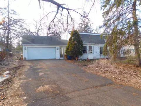 3675 White Bear Ave N, White Bear Lake, MN 55110