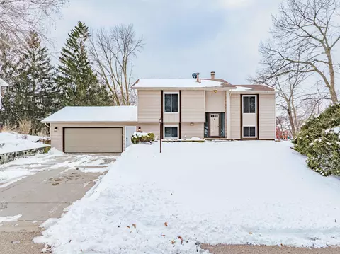 110912 Von Hertzen Cir, Chaska, MN 55318