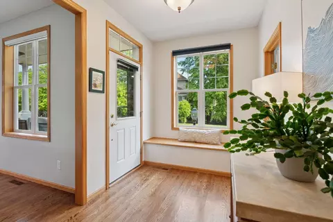 Entry Way - 1612 Summit Hl, Eagan, MN 55122 photo 1 of 4