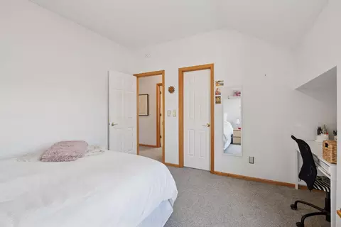 Bedroom - 1612 Summit Hl, Eagan, MN 55122 photo 4 of 6