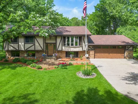 13316 Quincy St NE, Andover, MN 55304
