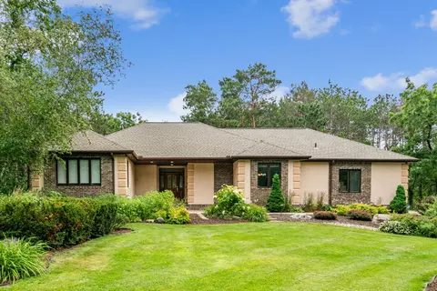 10791 3rd Street Pl N, Lake Elmo, MN 55042