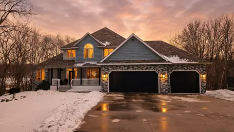 17635 Sunrise Ct SW, Prior Lake, MN 55372