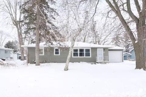 1232 17th St SW, Willmar, MN 56201